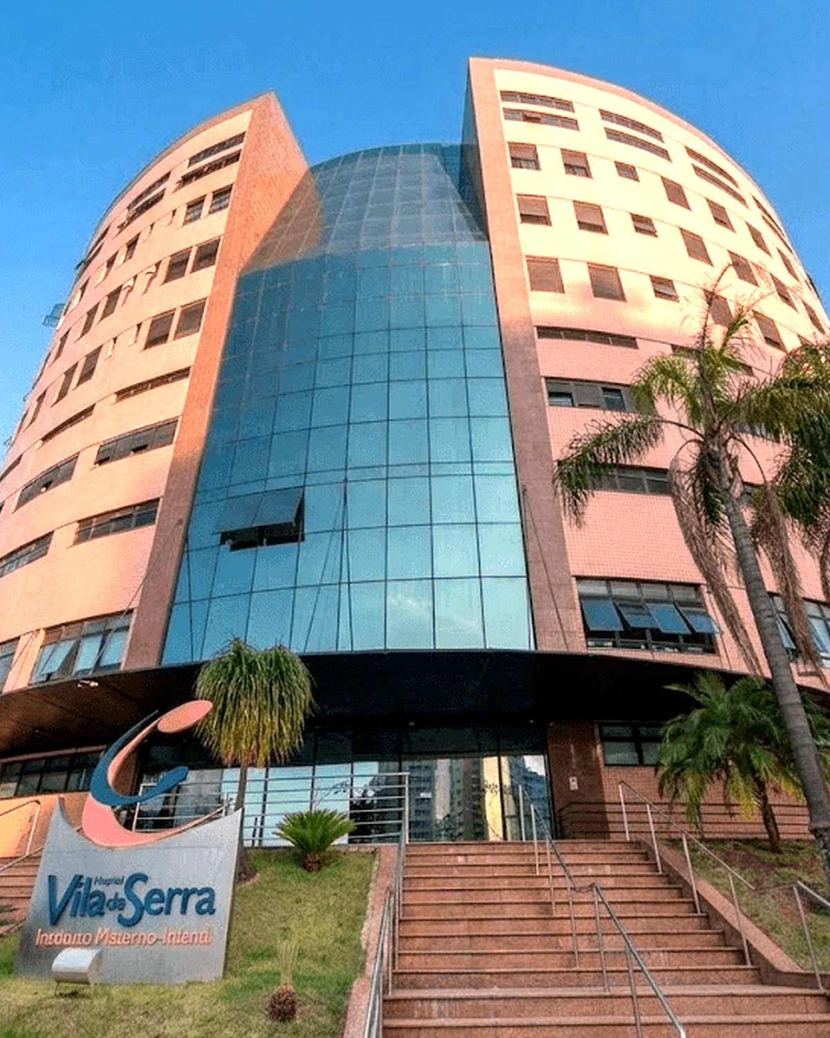 Fachada do Hospital Vila da Serra